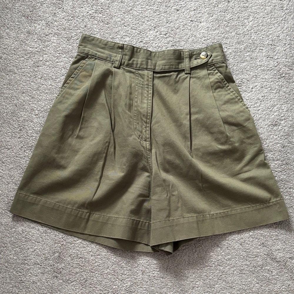 Vintage Attitude High Waisted Shorts